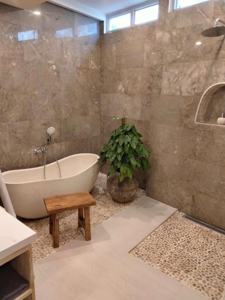 Puspa Ayu Villas & Apartments Кута Екстериор снимка